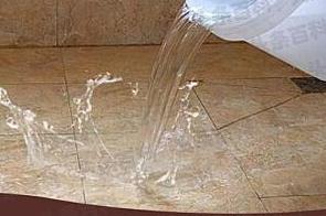 黎平漏水维修 免砸砖防水材料该如何施工